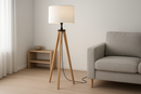 Abajur de Chão Tripé Madeira Natural com Cúpula Branca
